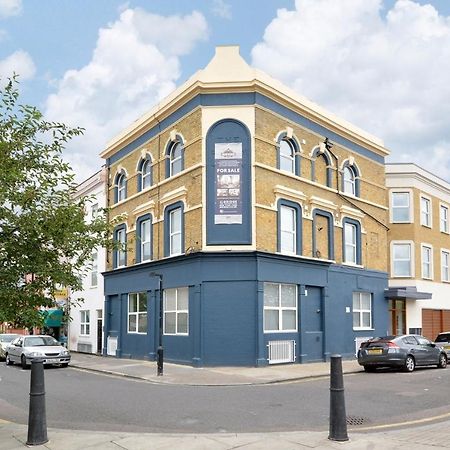 Spacious Modern 1-Bed Apartment Near Victoria Park Londra Dış mekan fotoğraf